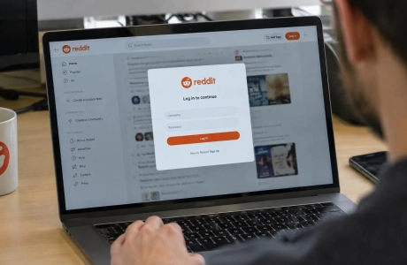 Reddit testerà l’accesso con login al di fuori degli Stati Uniti