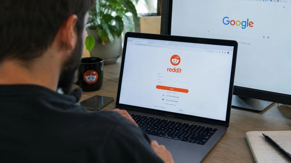 Reddit to Test Requiring Login as Google Traffic Declines